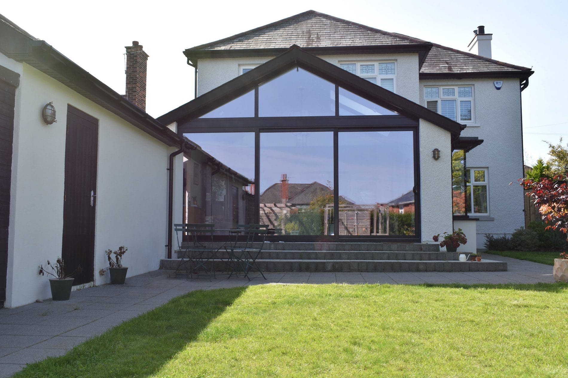 Aluminium sliding patio doors