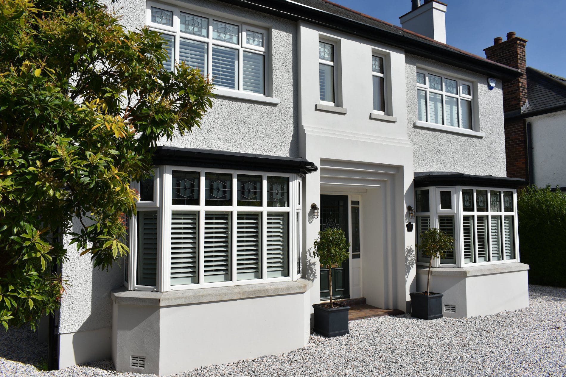 Matching bay windows