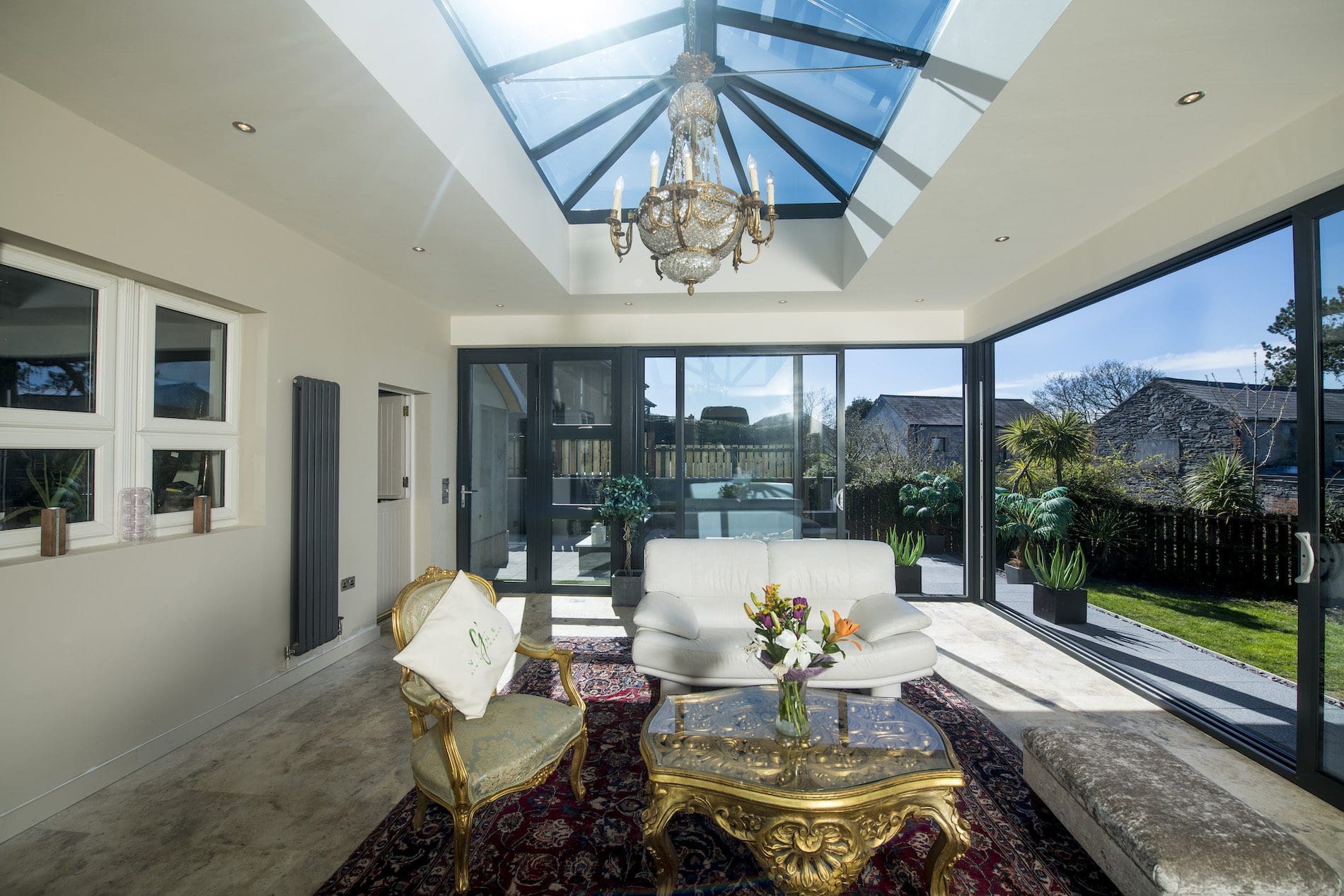 Roof light and roof lantern